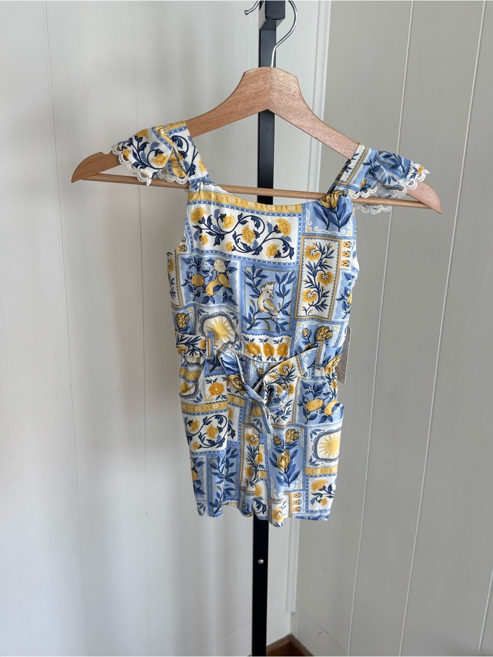 Tommy Bahama Floral Tile Print Romper Blue Yellow Belted Girls XS (3-4yrs) NWT - Picture 2 of 8